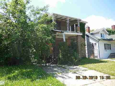 12405 Birwood (2)_m.jpg